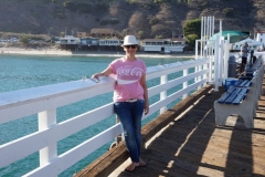 Conny an einem Pier in Malibu