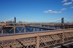 Manhattan Bridge von der Brooklyn Bridge gesehen